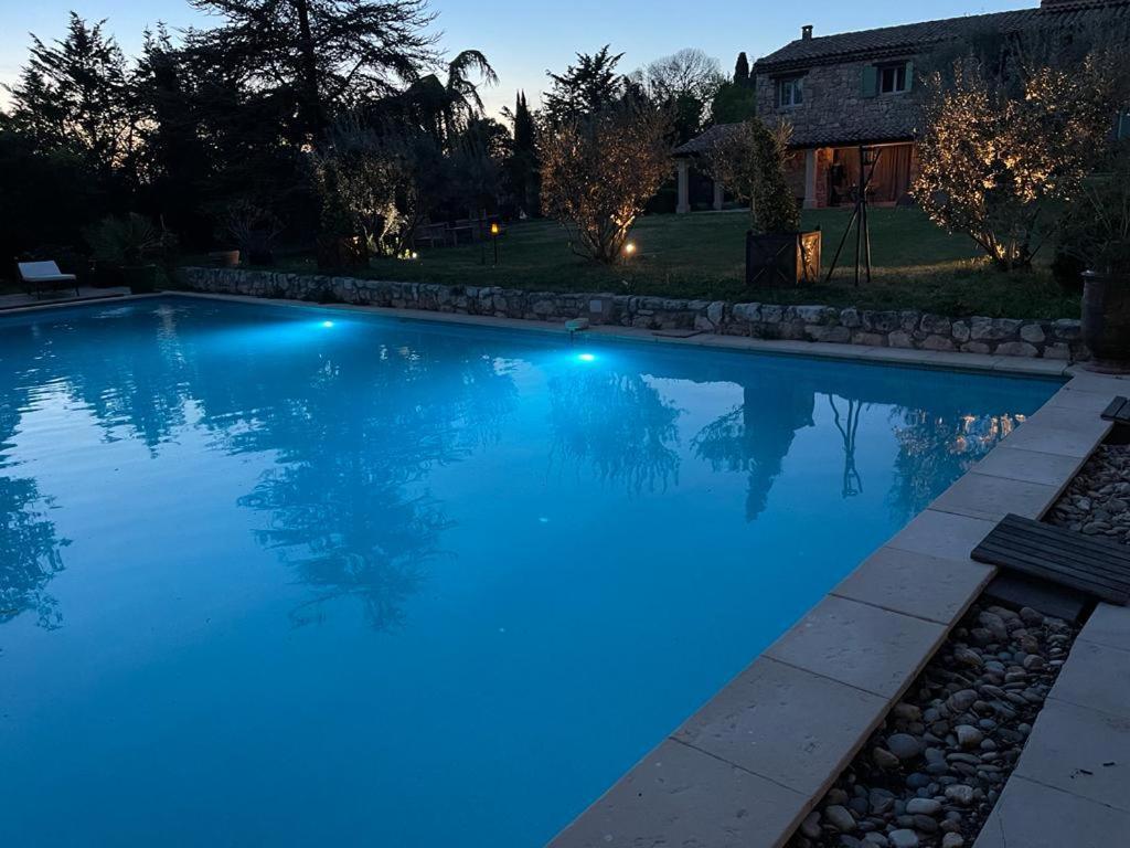 Gite Au Coeur De La Provence & Spa Saint-Cannat Exterior foto